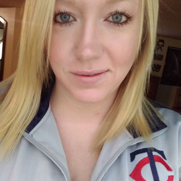 Meet your Posher, Rachel - Picture 1 of 1